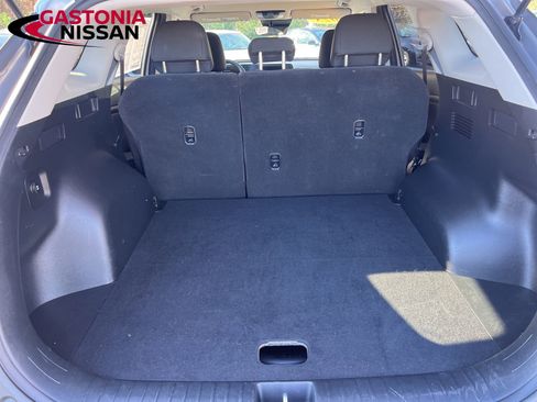Used 2023 Kia Sportage LX image 32