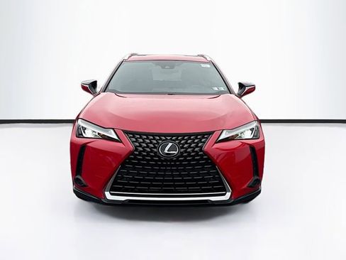 Used 2019 Lexus UX 200 w/ Premium Package image 2