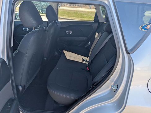 Used 2016 Kia Soul w/ Convenience Package image 14