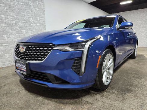 Used 2020 Cadillac CT4 Luxury w/ Cold Weather Package RWD image 5