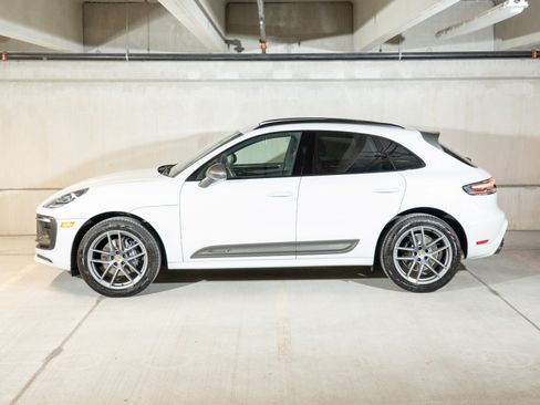 Certified 2026 Porsche Macan Turbo AWD/4WD image 2