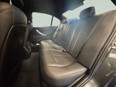 Used 2015 BMW 320i xDrive Sedan AWD/4WD image 29