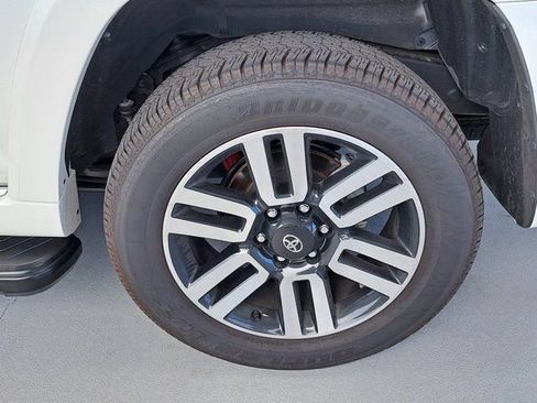 Used 2023 Toyota 4Runner Limited AWD/4WD image 37
