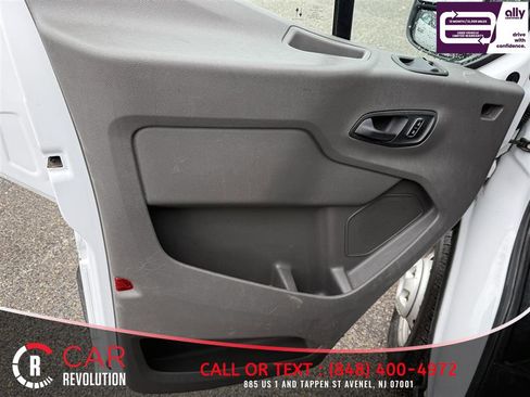 Used 2023 Ford Transit 250 Medium Roof AWD image 20