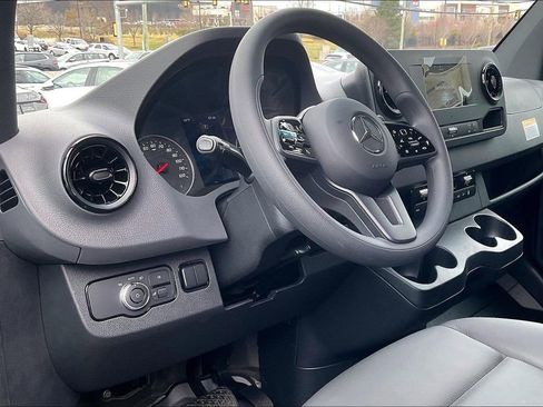 New 2024 Mercedes-Benz Sprinter 3500 image 4