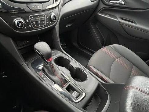 Used 2024 Chevrolet Equinox RS FWD image 14