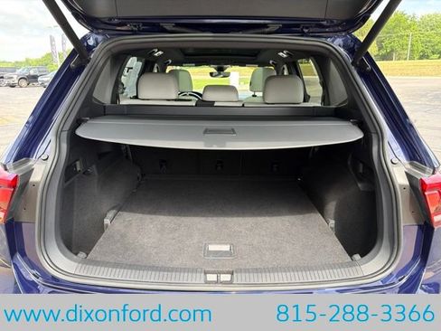 Used 2021 Volkswagen Tiguan SEL Premium R-Line AWD/4WD image 27