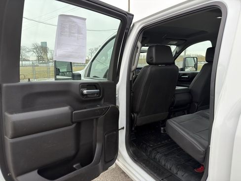 Used 2023 Chevrolet Silverado 2500 W/T w/ WT Fleet Convenience Package image 31