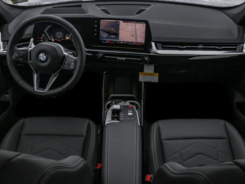 New 2026 BMW X1 xDrive28i w/ Technology Package image 7