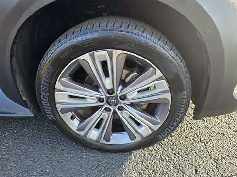 Used 2023 Subaru Solterra AWD image 9