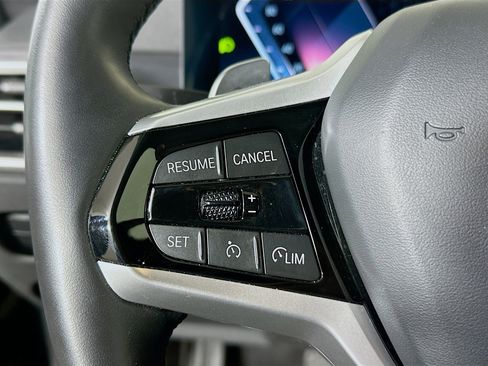 Used 2025 BMW 430i Convertible w/ Premium Package image 16