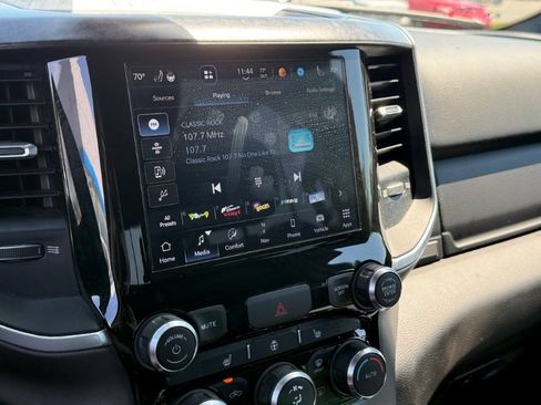 Used 2022 RAM 1500 Big Horn AWD/4WD image 23