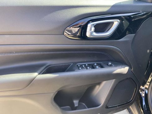 New 2026 Jeep Compass Latitude AWD/4WD image 14