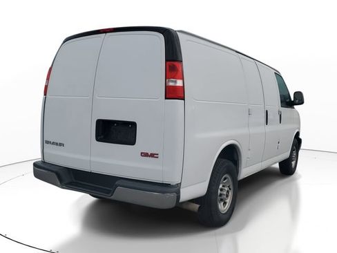 Used 2023 GMC Savana 2500 w/ Driver Convenience Package image 7