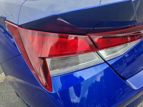Used 2023 Hyundai Elantra SEL w/ Convenience Package FWD image 32