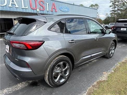 Used 2023 Ford Escape ST-Line w/ Tech Pack #1 AWD/4WD image 43