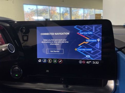 Used 2021 Chevrolet Corvette Stingray Premium Cpe w/ Z51 Performance Package image 18