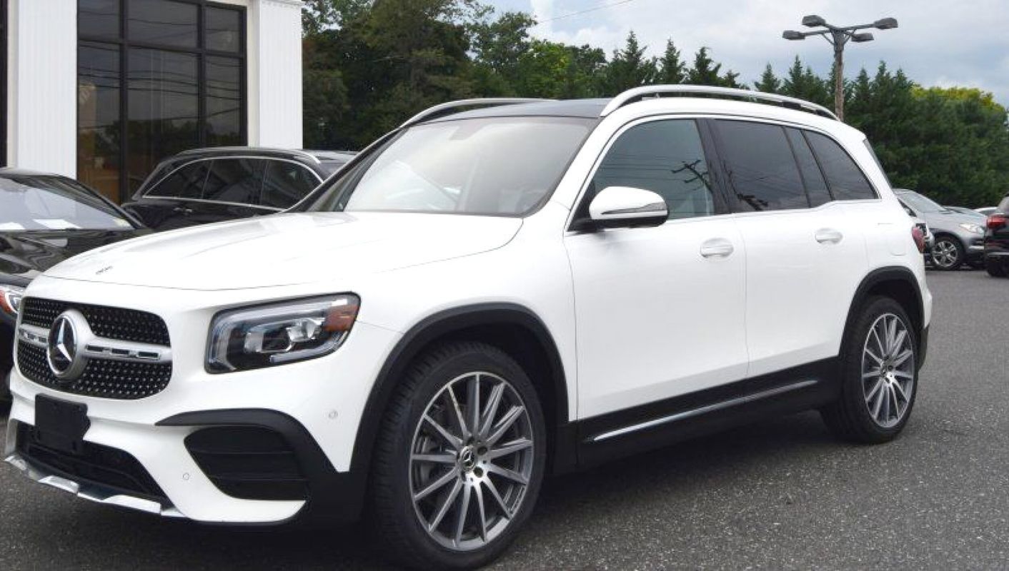 Used 2022 Mercedes-Benz GLB 250 4MATIC image 3