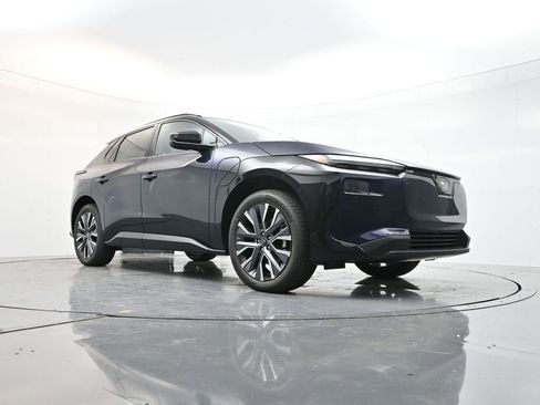 New 2026 Subaru Solterra image 17