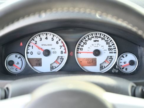 Used 2019 Nissan Frontier PRO-4X image 24