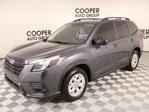Used 2024 Subaru Forester AWD/4WD image 9