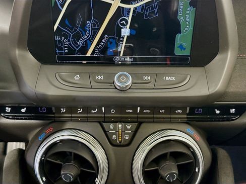 Used 2017 Chevrolet Camaro ZL1 RWD image 14