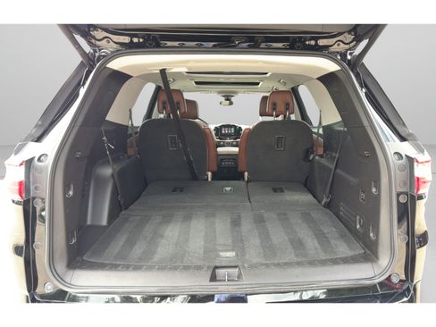 Used 2018 Chevrolet Traverse High Country AWD/4WD image 26