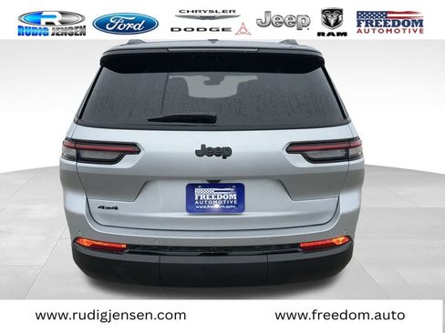 New 2025 Jeep Grand Cherokee L Limited w/ Trailer Tow Package image 8