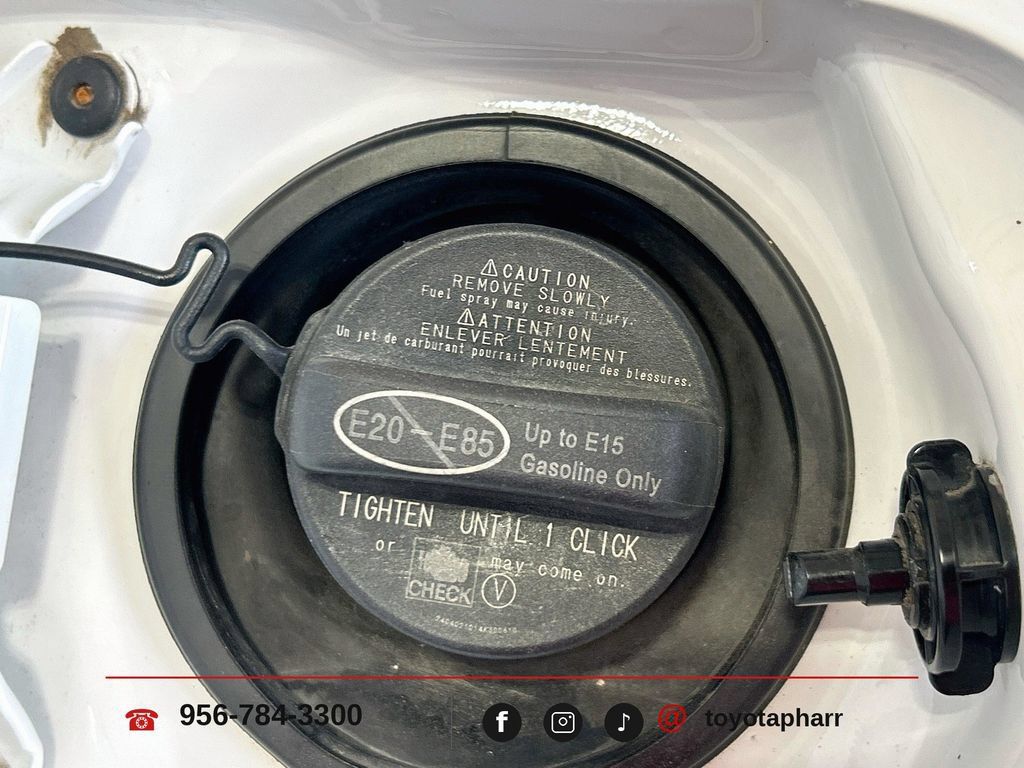 Used 2024 Toyota Camry SE AWD/4WD image 24