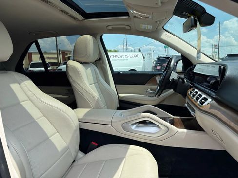 Used 2021 Mercedes-Benz GLE 350 w/ Premium Package image 7