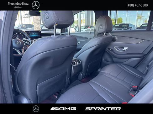 Used 2021 Mercedes-Benz GLC 300 4MATIC w/ Premium Package image 17