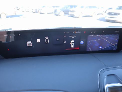 New 2025 Ford Expedition Max Platinum w/ Driver's Package image 4