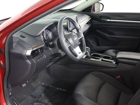 Used 2023 Nissan Altima 2.5 SV FWD image 19