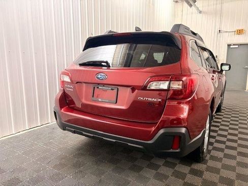Used 2018 Subaru Outback 2.5i Premium image 25