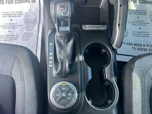 Used 2023 Ford Bronco Big Bend image 18