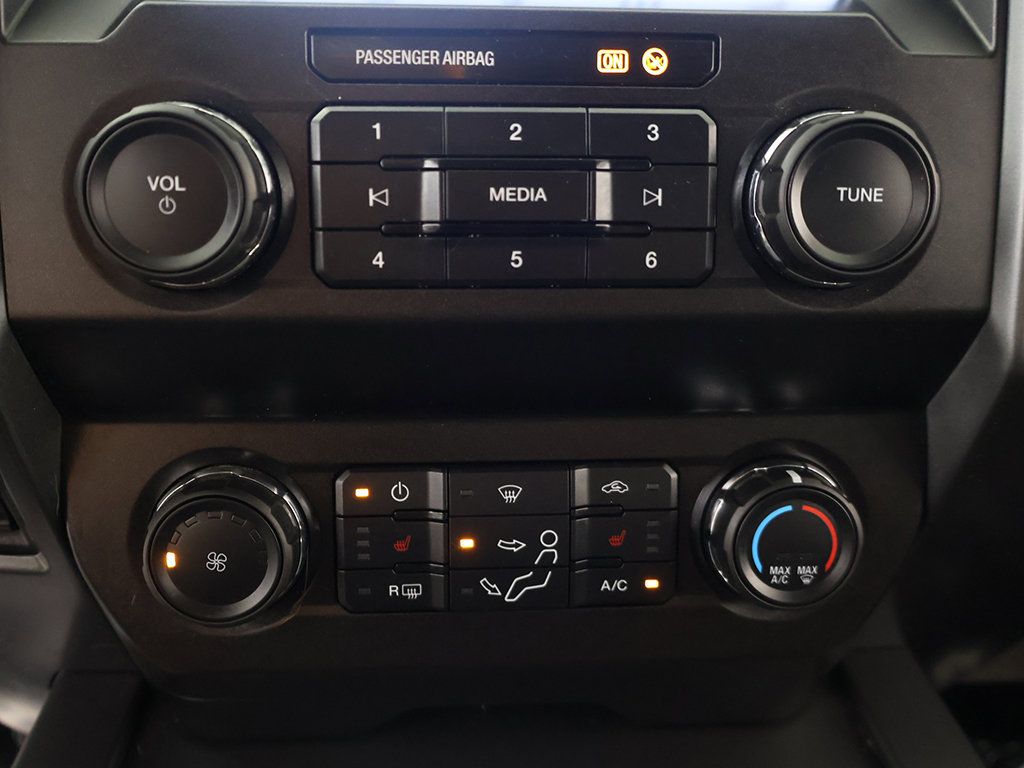 Used 2019 Ford F250 XLT w/ XLT Premium Package AWD/4WD image 47