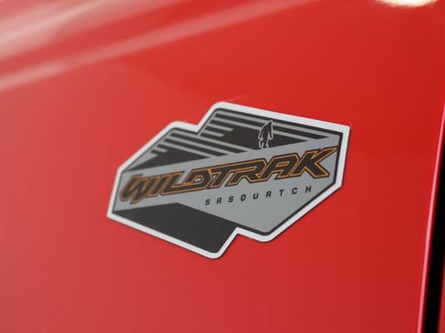 Used 2021 Ford Bronco Wildtrak image 29