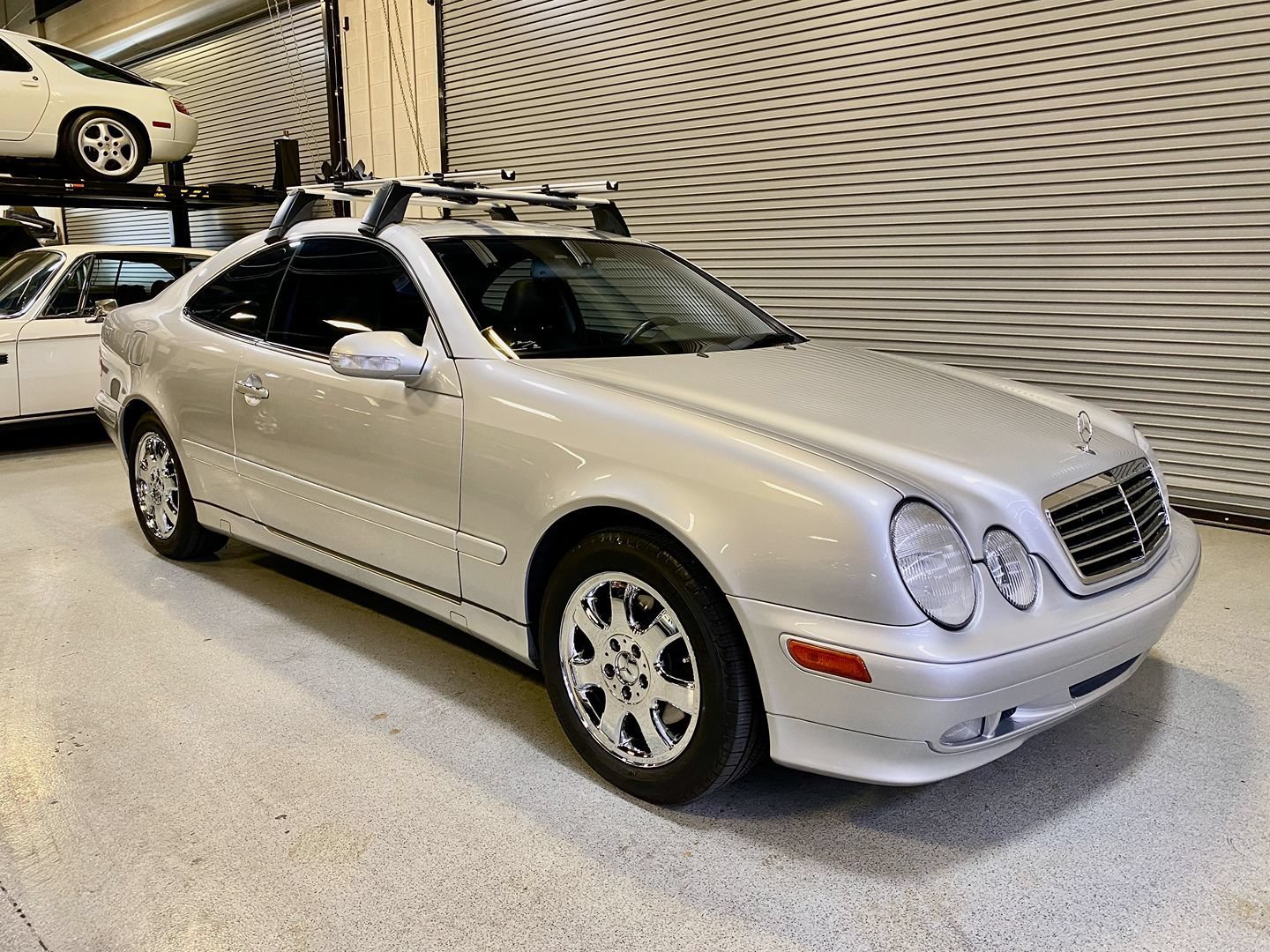 Used 2000 Mercedes-Benz CLK 320 Coupe image 13