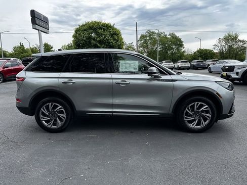 Certified 2024 Lincoln Corsair AWD w/ Equipment Group 101A image 4