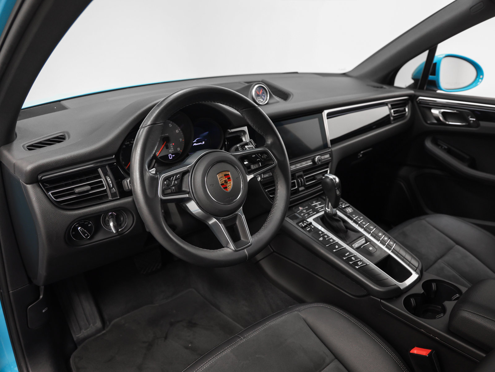 Certified 2021 Porsche Macan S AWD/4WD image 4