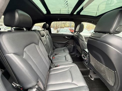 Used 2018 Audi Q7 3.0T Prestige w/ Prestige Package image 60