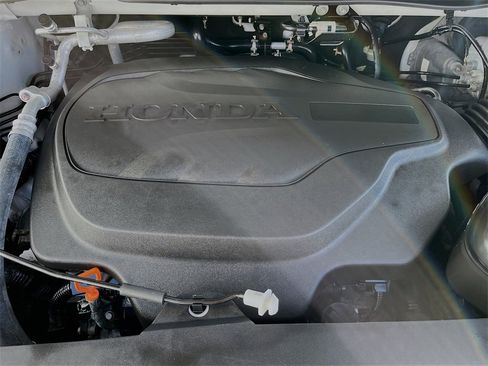 Used 2022 Honda Odyssey Elite image 32