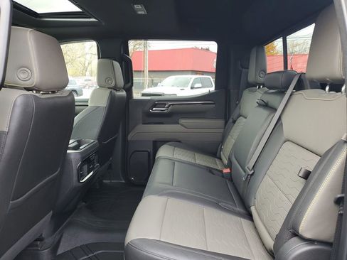 Used 2022 Chevrolet Silverado 1500 ZR2 image 28