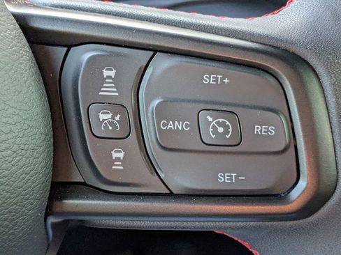 Used 2024 Jeep Wrangler Unlimited Rubicon w/ Safety Group image 24