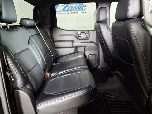 Used 2020 Chevrolet Silverado 1500 LT w/ Texas Edition image 11