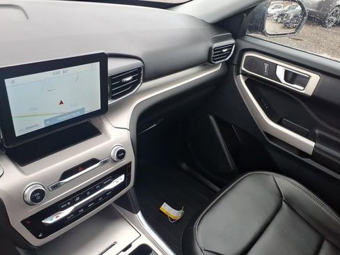 Certified 2023 Ford Explorer XLT w/ Equipment Group 202A image 27