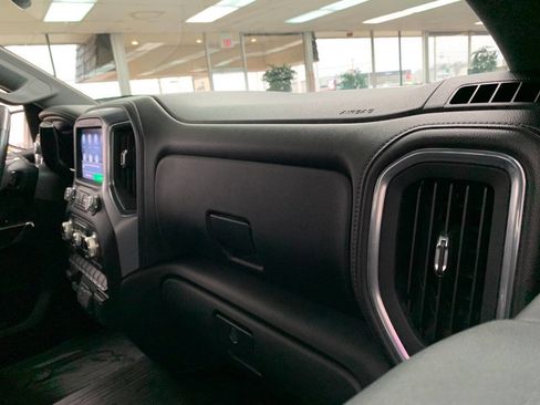 Used 2019 GMC Sierra 1500 SLE image 14