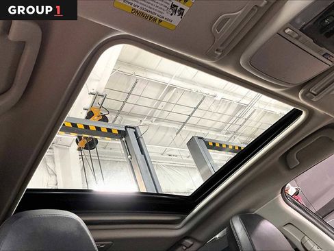 Certified 2024 Subaru Forester Limited image 14