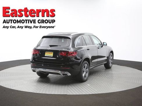 Used 2022 Mercedes-Benz GLC 300 4MATIC w/ Premium Package Lite image 40