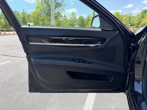 Used 2015 BMW 740Li xDrive AWD/4WD image 11